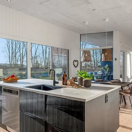Σπίτι διακοπών Vanna - 1-2km From The Sea By Interhome Bøtø By