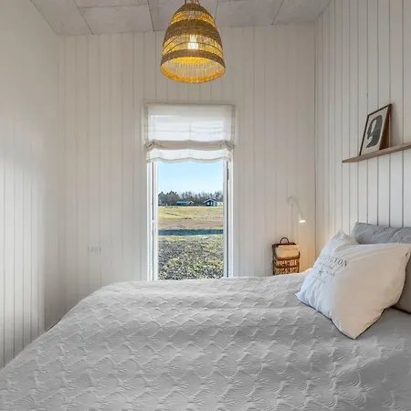 Vanna - 1-2km From The Sea By Interhome *