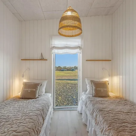 Vanna - 1-2km From The Sea By Interhome Holiday home Boto By