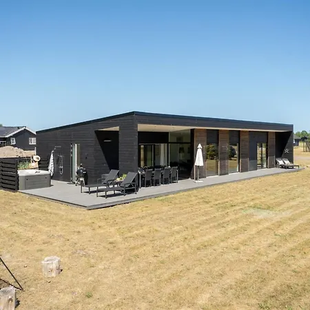 Vanna - 1-2km From The Sea By Interhome